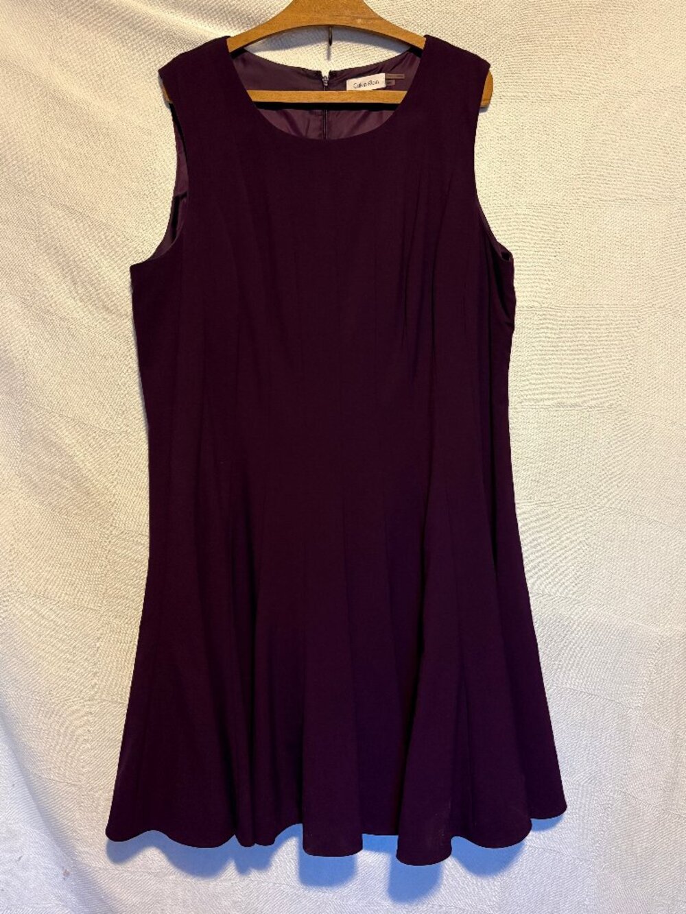 Calvin Klein Women's 20W Deep Purple Sleeveless Fit & Flare Sheath Dress